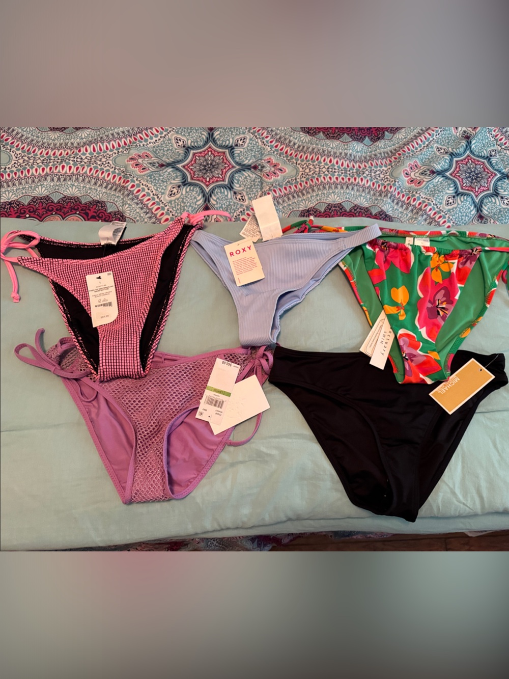 NWT Swim bundle Women's Bikini Bottoms 5 pc large